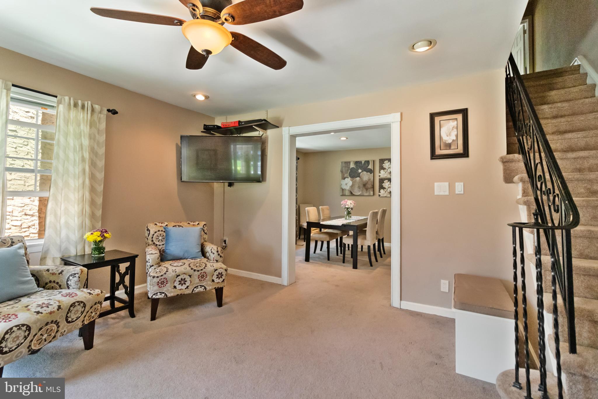21 Waverly Road Havertown, PA 19083 - Photo 5 of 26 Living Room