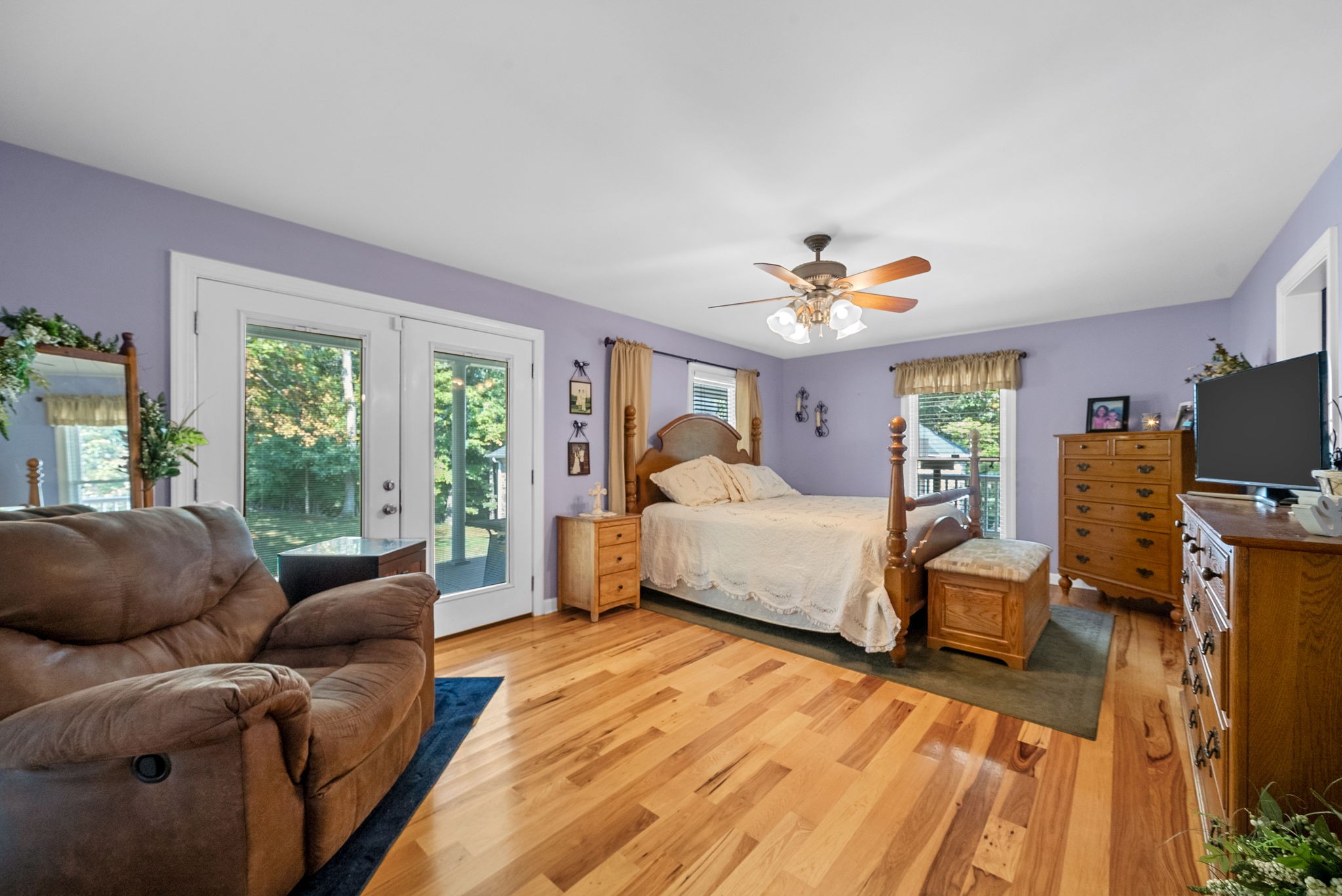 2834 Mosley Ferry Road Ashland City, TN 37015 - Photo 23 of 89 a bed room with a bed and a couch