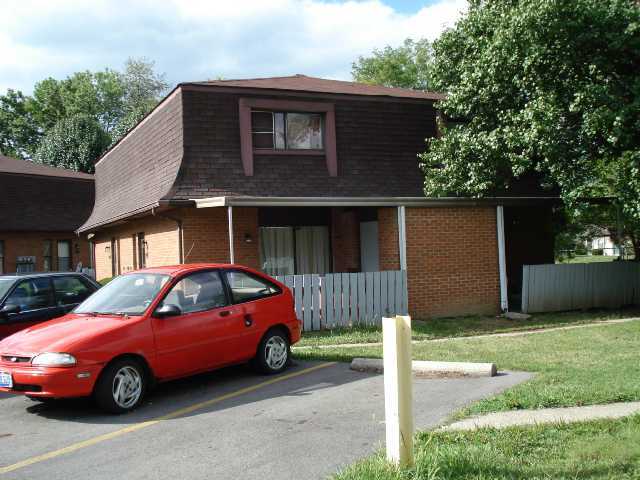 2483 Courtright Road Columbus, OH 43232 - Photo 3 of 4