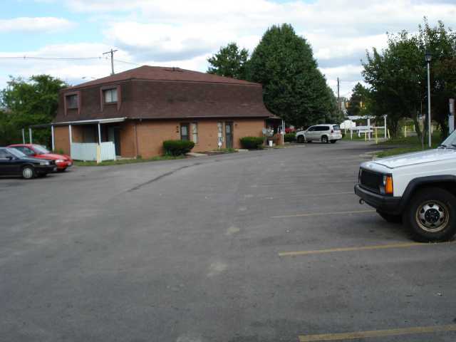 2483 Courtright Road Columbus, OH 43232 - Photo 4 of 4