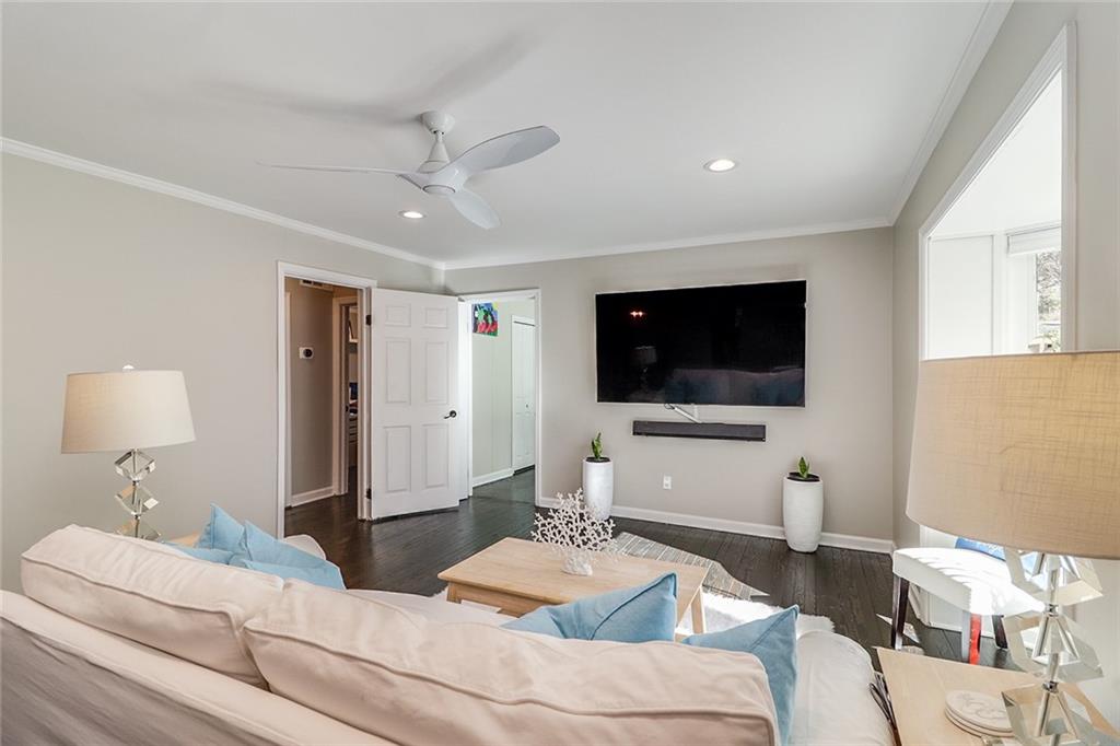 60 Hardeman Road, Unit A Sandy Springs, GA 30342 - Photo 3 of 39