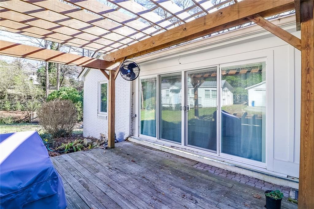 60 Hardeman Road, Unit A Sandy Springs, GA 30342 - Photo 35 of 39