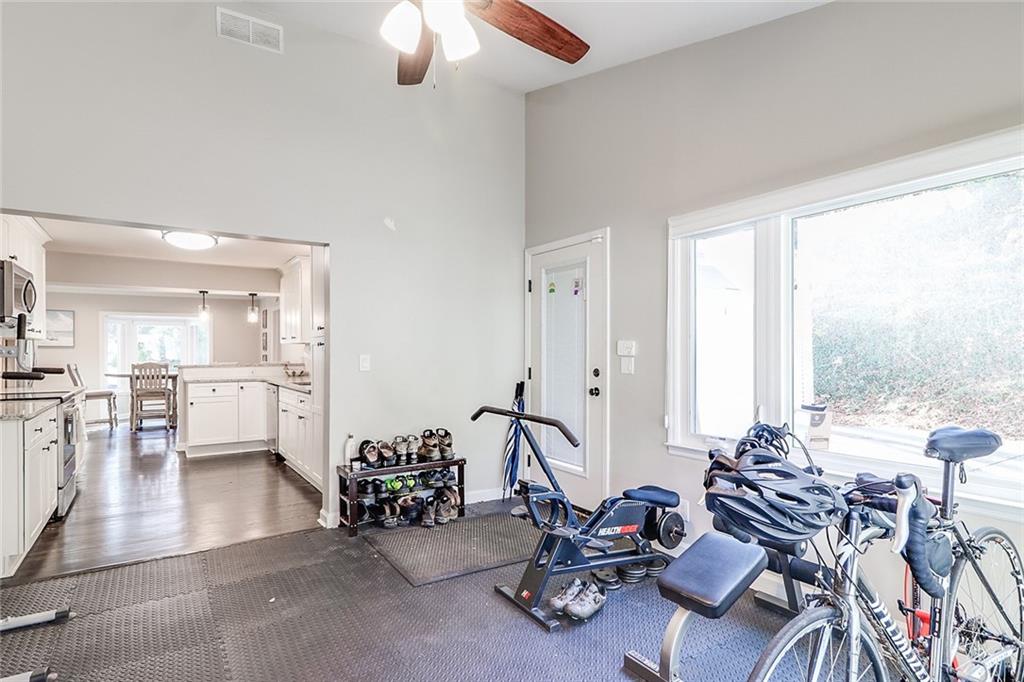 60 Hardeman Road, Unit A Sandy Springs, GA 30342 - Photo 9 of 39