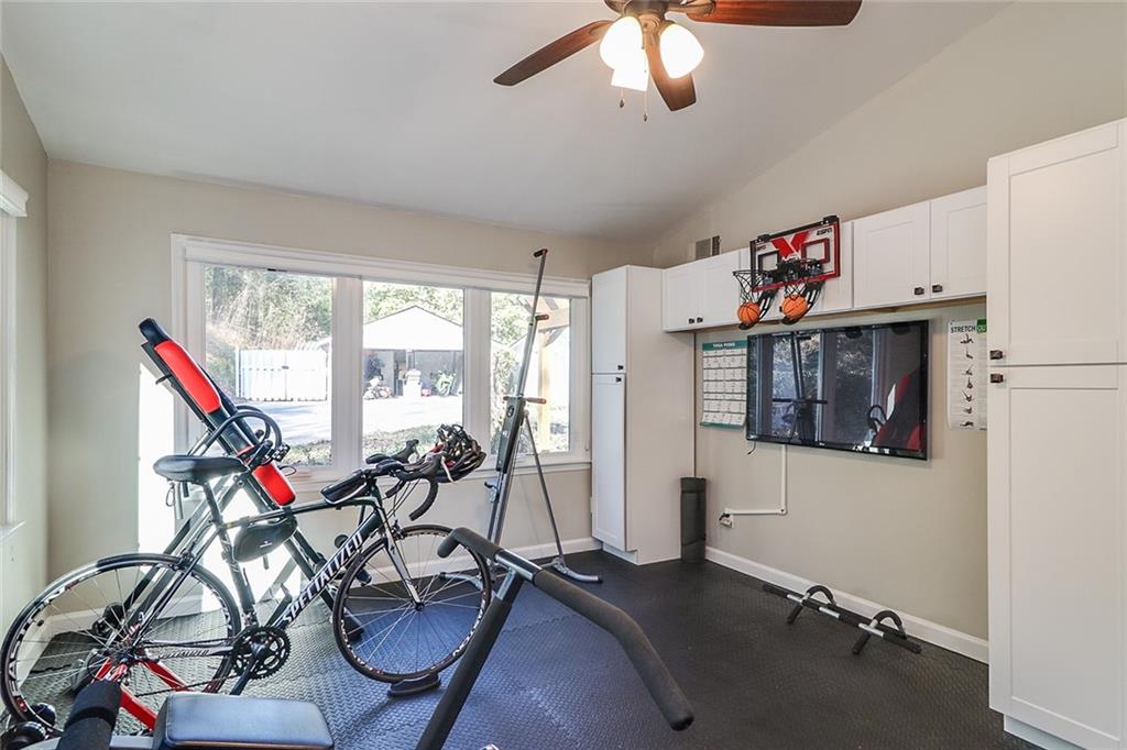 60 Hardeman Road, Unit A Sandy Springs, GA 30342 - Photo 10 of 39