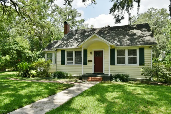 $2,300 | 2929 Arapahoe Avenue, Jacksonville, FL 32210