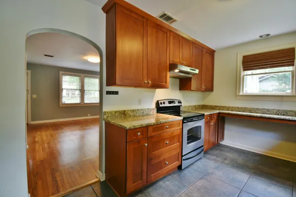 $2,300 | 2929 Arapahoe Avenue, Jacksonville, FL 32210