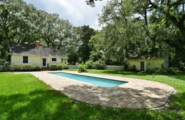 $2,300 | 2929 Arapahoe Avenue, Jacksonville, FL 32210