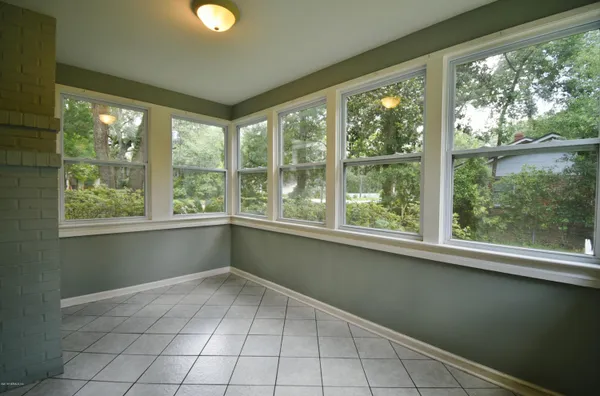 $2,300 | 2929 Arapahoe Avenue, Jacksonville, FL 32210