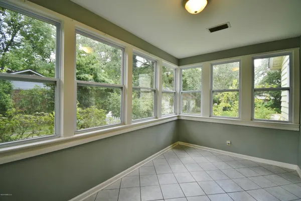 $2,300 | 2929 Arapahoe Avenue, Jacksonville, FL 32210