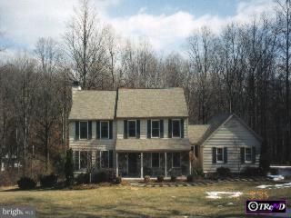 1076 Spencer Road Downingtown, PA 19335 - Photo 2 of 6 Gallery Image 2