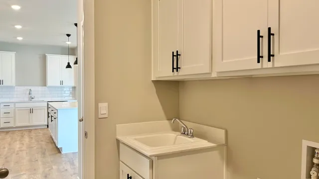 $523,000 | 2483 Marsh View, Shakopee, MN 55379