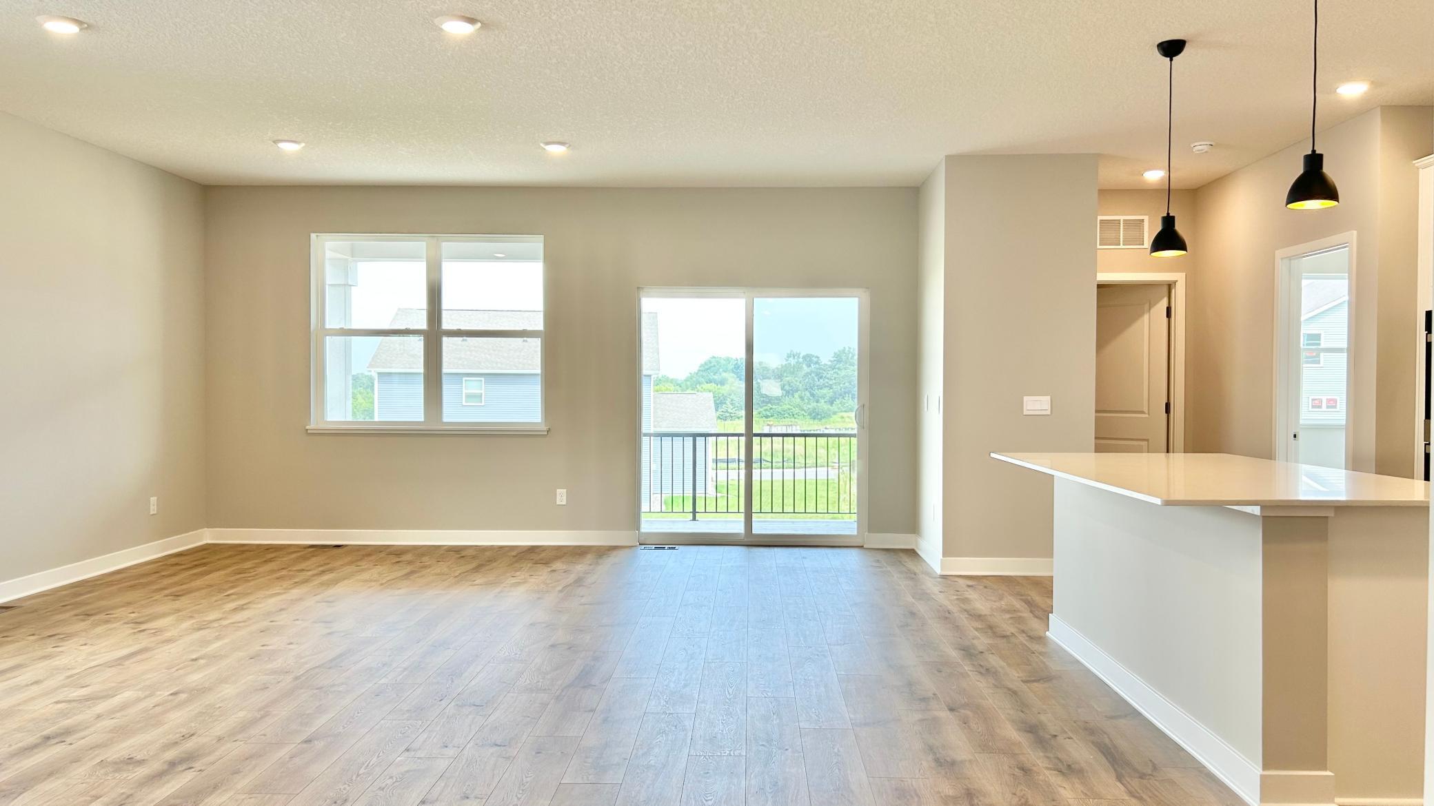 2483 Marsh View Shakopee, MN 55379 - Photo 9 of 17