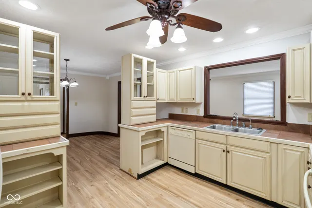 $260,000 | 11830 Civic Circle, Mooresville, IN 46158