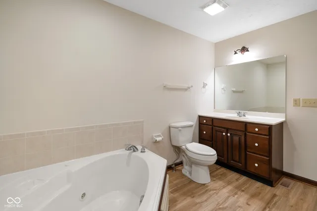 $260,000 | 11830 Civic Circle, Mooresville, IN 46158