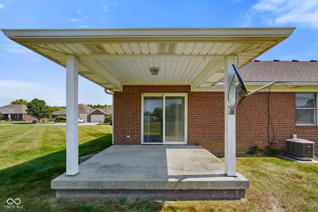 $260,000 | 11830 Civic Circle, Mooresville, IN 46158