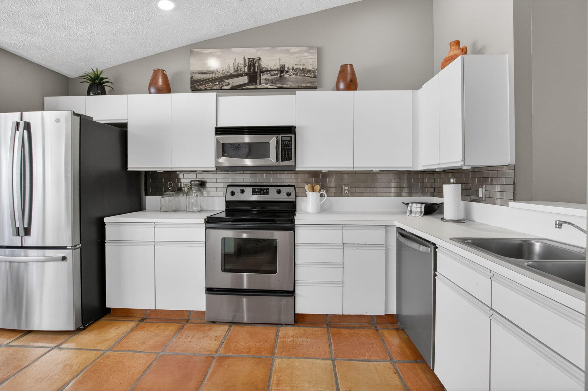22663 Meridiana Drive Boca Raton, FL 33433 - Photo 5 of 73 5-web-or-mls-DSC_4254