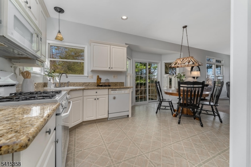 23 Rymon Road Washington, NJ 07882 - Photo 12 of 33