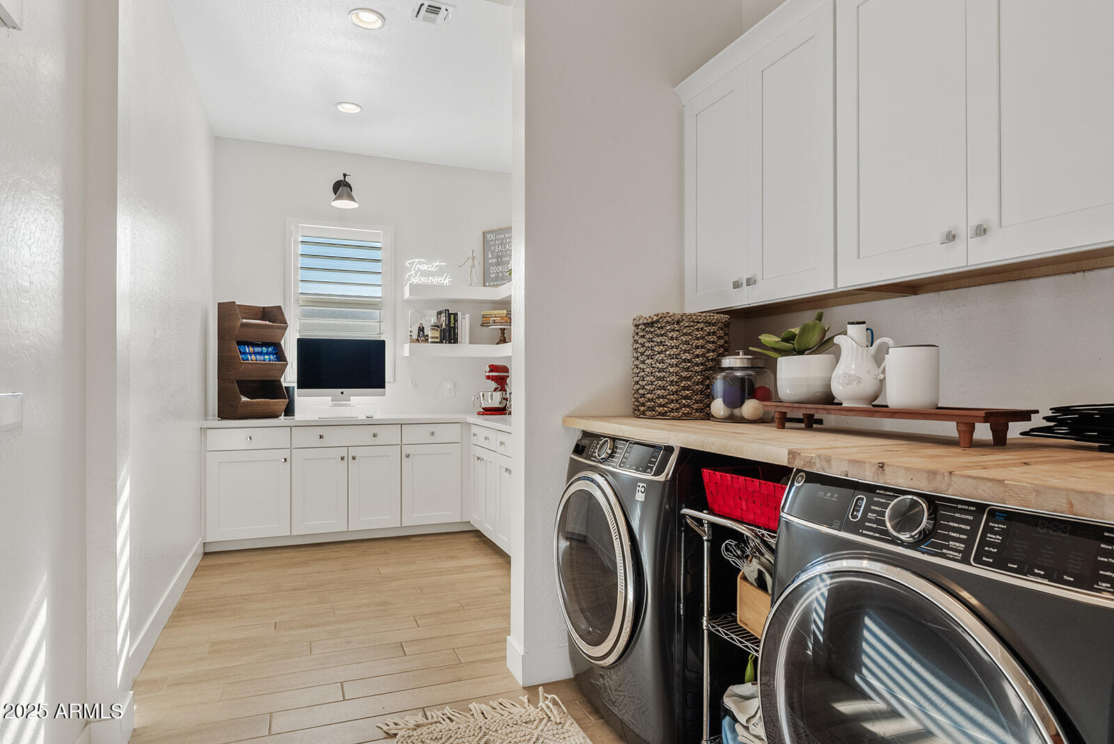 1542 East Blue Ridge Way Gilbert, AZ 85298 - Photo 35 of 51 Laundry Room
