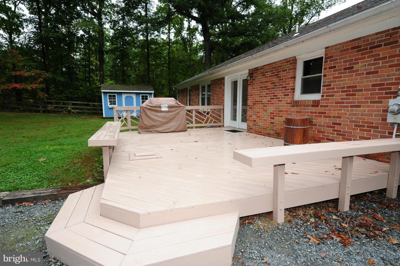 18892 Airmont Road Purcellville, VA 20132 - Photo 23 of 29 Exterior (Rear)