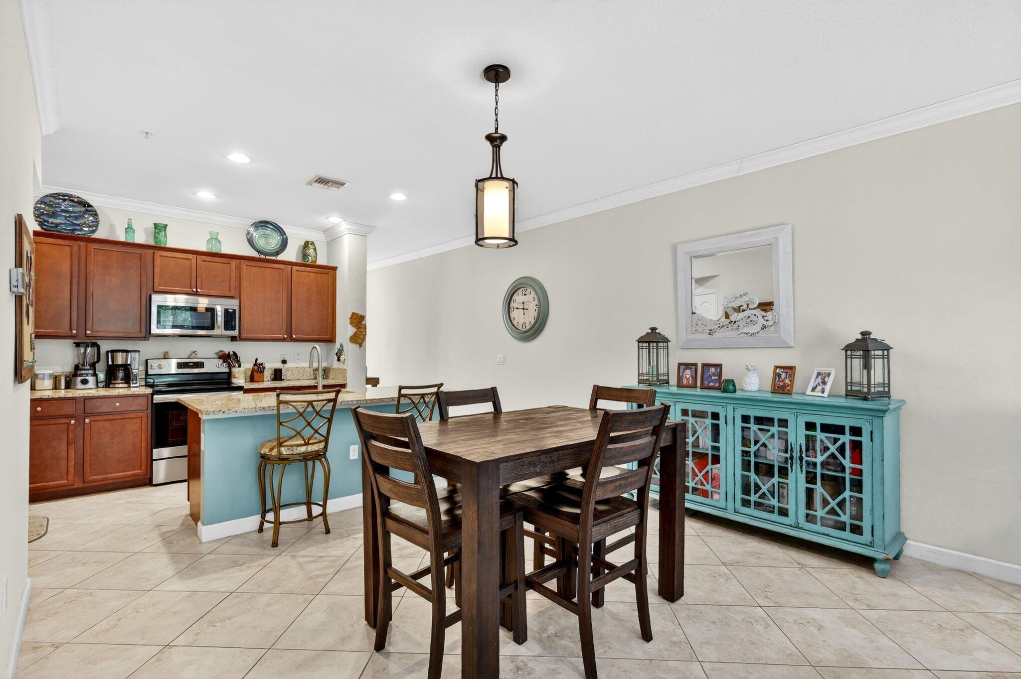 9654 Southwest Purple Martin Way Stuart, FL 34997 - Photo 12 of 54 12-web-or-mls-5P1A6353
