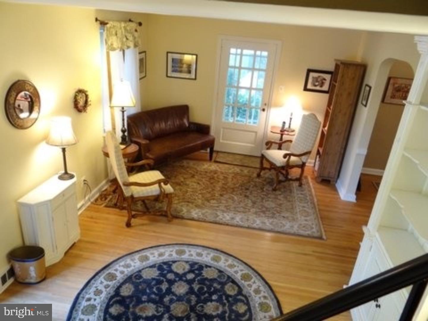 211 Alliston Road Springfield, PA 19064 - Photo 4 of 19 Living Room