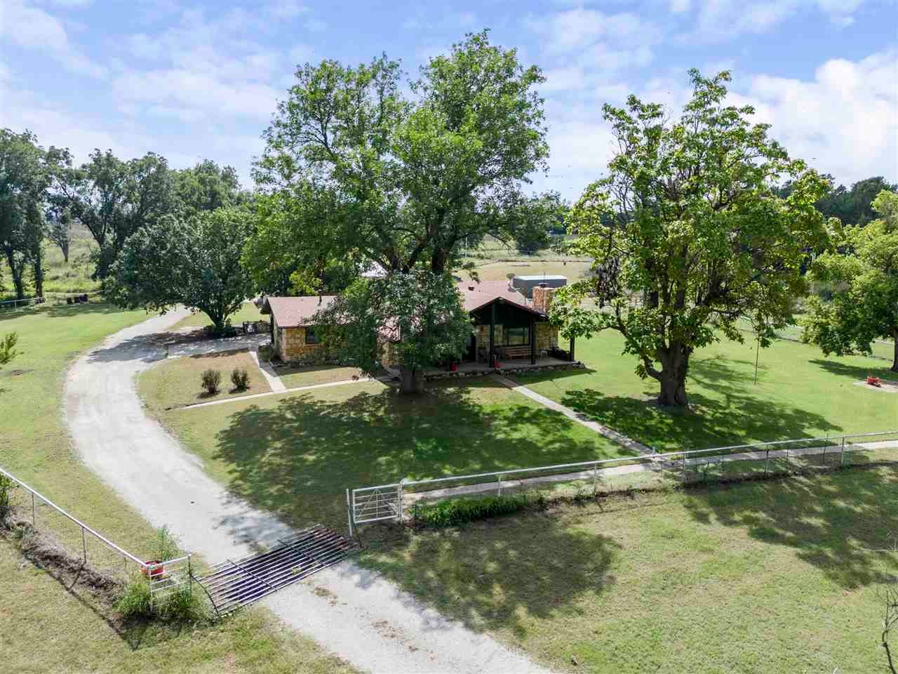 251 South 8 Mile Road Ponca City, OK 74604 - Photo 2 of 50 Gallery Image 2