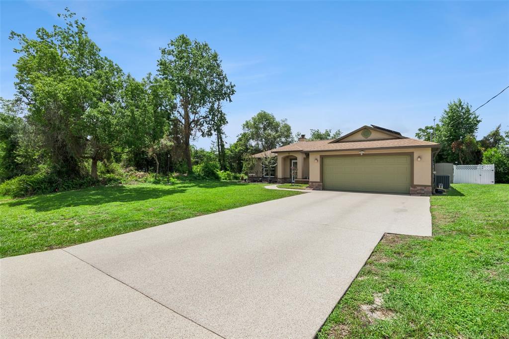 2325 Alton Road Deltona, FL 32738 - Photo 5 of 50
