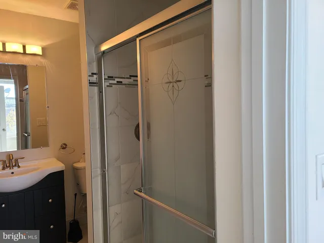 $2,795 | 250 South Washington Street, Baltimore, MD 21231