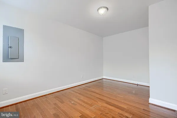 $2,795 | 250 South Washington Street, Baltimore, MD 21231