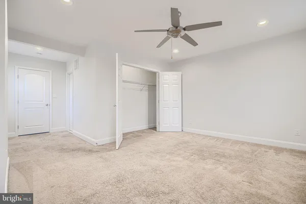 $2,795 | 250 South Washington Street, Baltimore, MD 21231