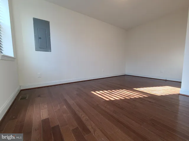 $2,795 | 250 South Washington Street, Baltimore, MD 21231