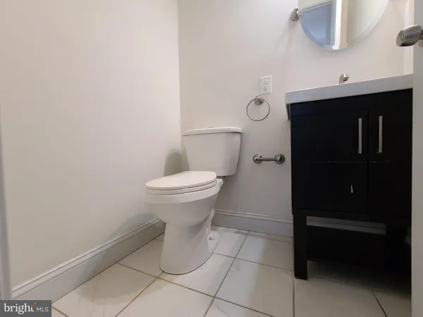 $2,795 | 250 South Washington Street, Baltimore, MD 21231