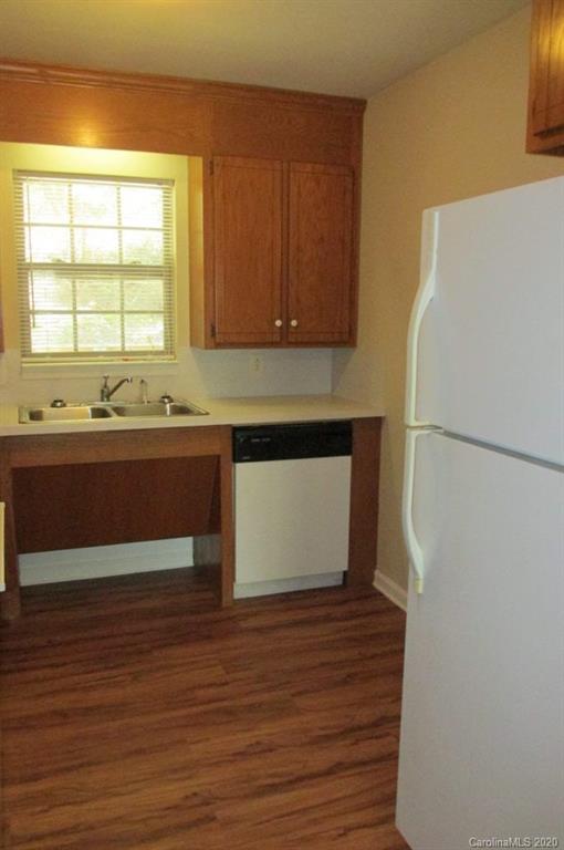 332 11th Street Southwest, Unit B Hickory, NC 28602 - Photo 6 of 10