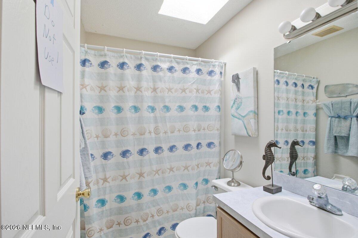 444 Island View Circle St. Augustine, FL 32095 - Photo 9 of 12 Bathroom