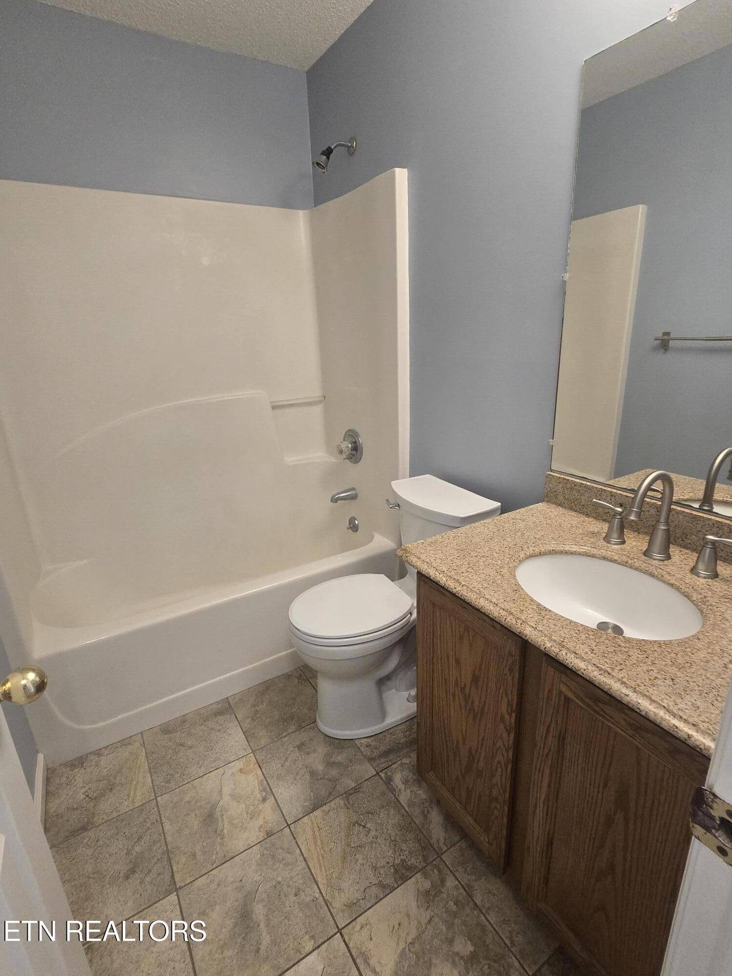 7228 Ghiradelli Road Knoxville, TN 37918 - Photo 13 of 15 20260531_152459