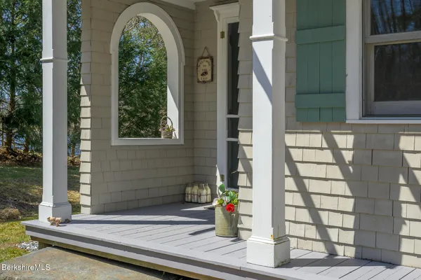 $2,998,000 | 11 Mahkeenac Terrace, Stockbridge, MA 01262