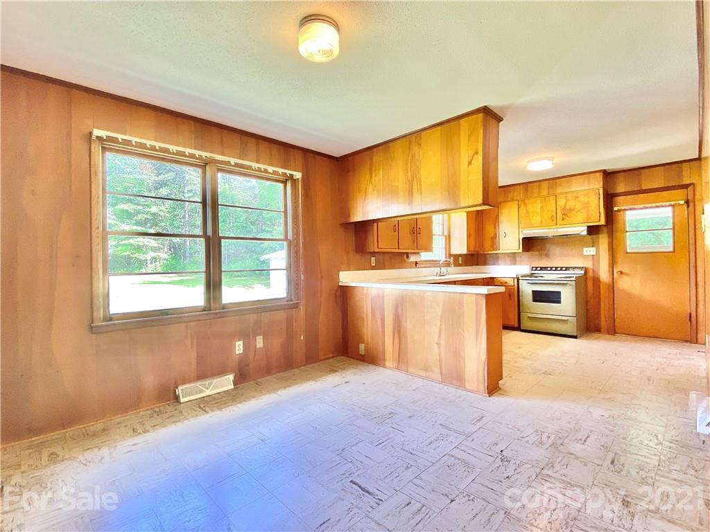 2213 Devine Road Iron Station, NC 28080 - Photo 14 of 27 Gallery Image 14