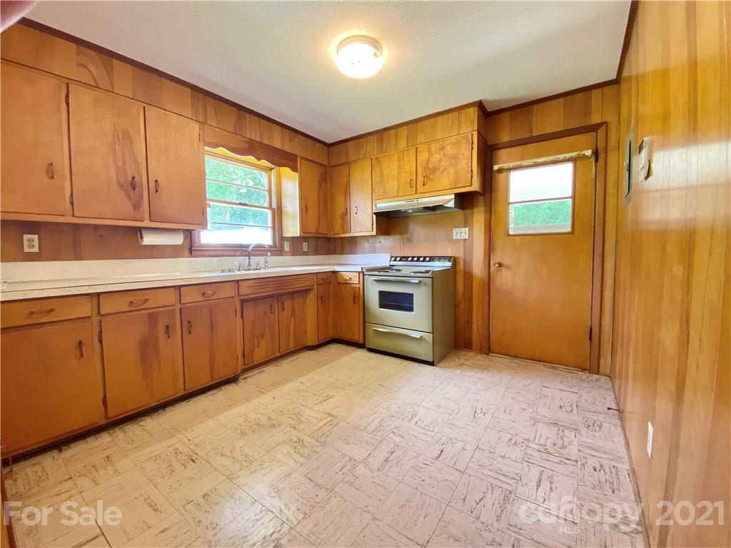2213 Devine Road Iron Station, NC 28080 - Photo 8 of 27 Gallery Image 8