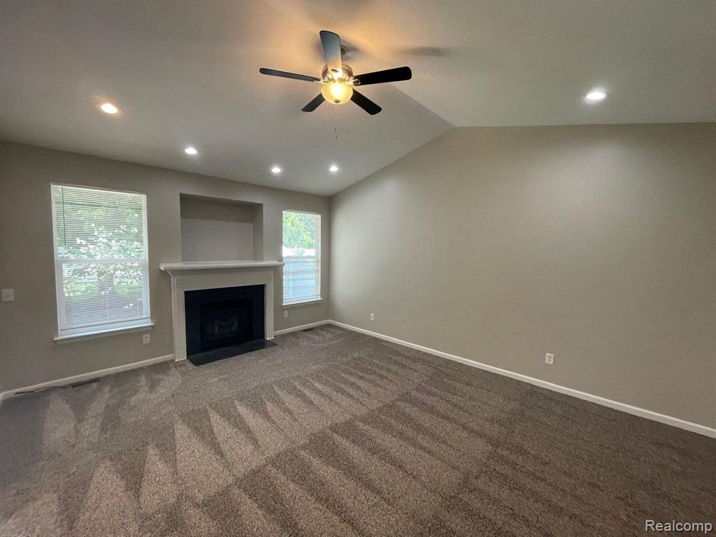 2720 Eastern Avenue Rochester Hills, MI 48307 - Photo 6 of 26
