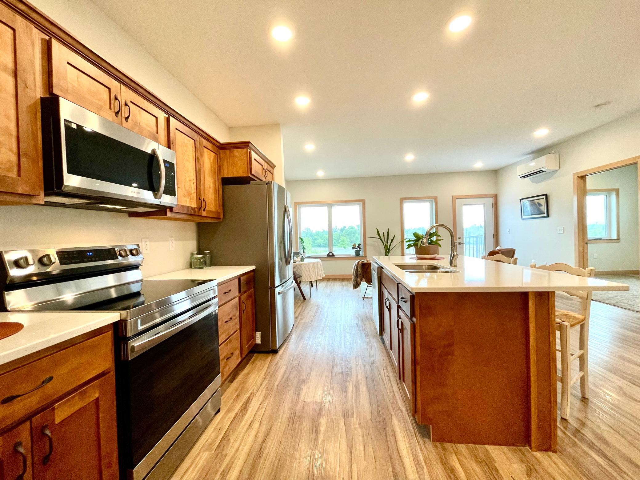 715 Lake Shore Drive Northeast, Unit 201 Bemidji, MN 56601 - Photo 11 of 34