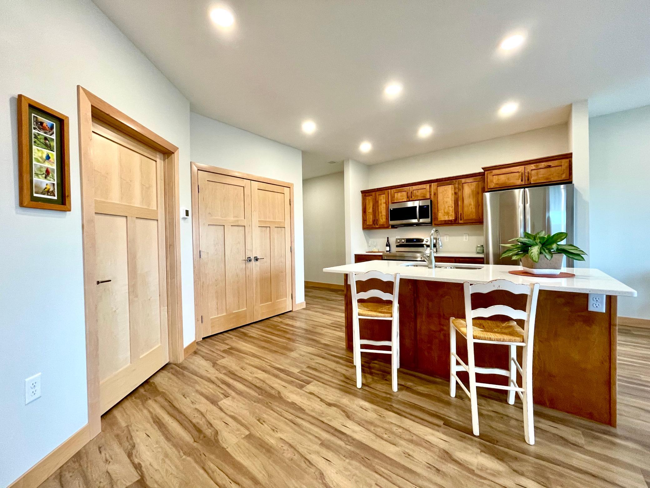 715 Lake Shore Drive Northeast, Unit 201 Bemidji, MN 56601 - Photo 8 of 34