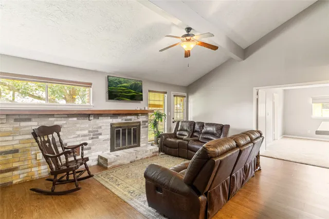 $219,000 | 14 Sarita Road, Angleton, TX 77515