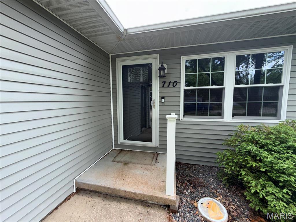 710 Ash Street Greenville, IL 62246 - Photo 2 of 36