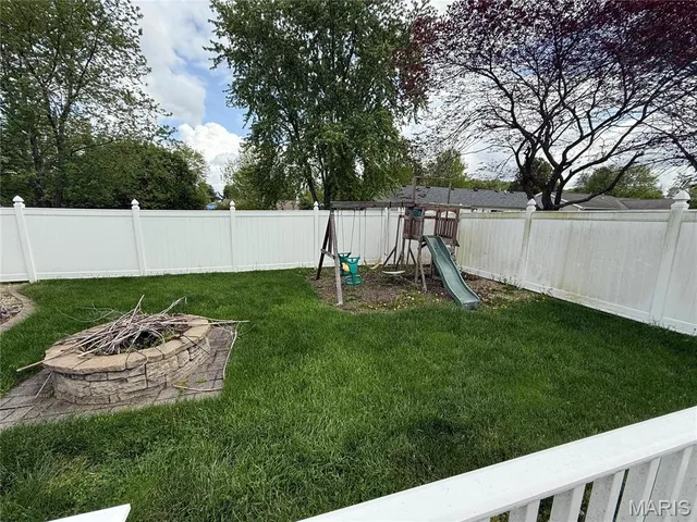 $196,000 | 710 Ash Street, Greenville, IL 62246