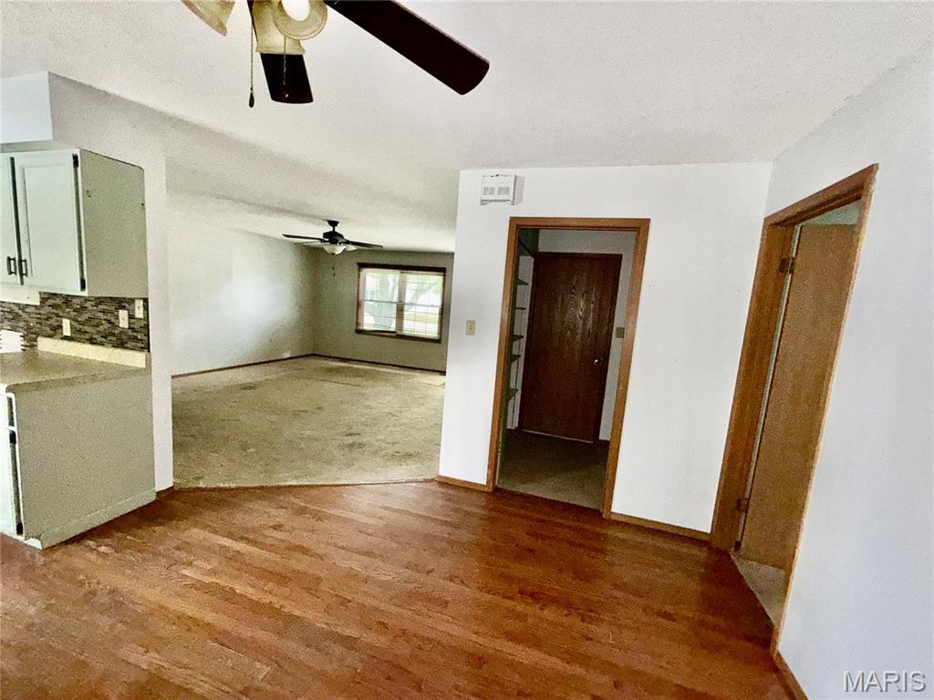 710 Ash Street Greenville, IL 62246 - Photo 7 of 36