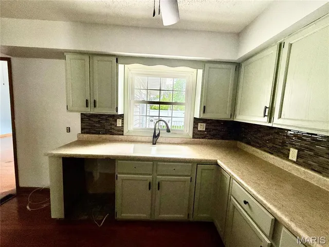 $196,000 | 710 Ash Street, Greenville, IL 62246