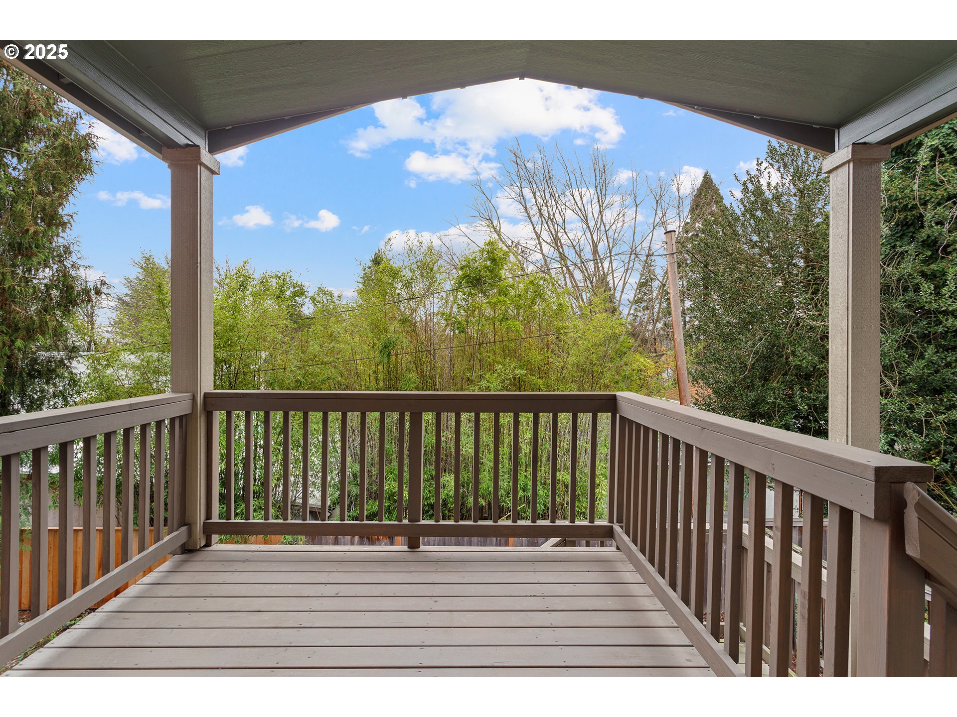 9622 Southwest Everett Terrace Tigard, OR 97223 - Photo 18 of 43 a view of balcony with wooden floor