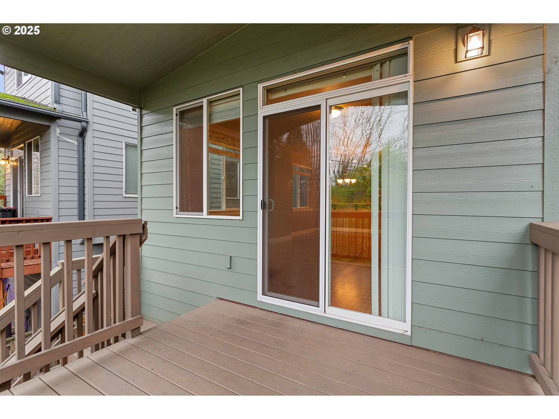 9622 Southwest Everett Terrace Tigard, OR 97223 - Photo 19 of 43 a view of front door