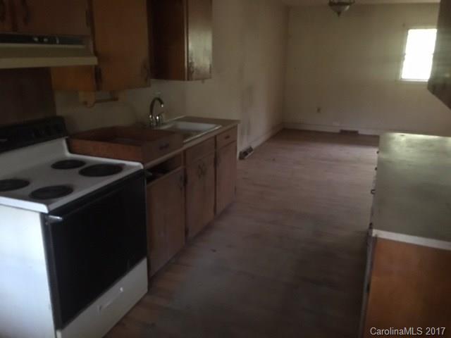 696 Barry Oak Road Cleveland, NC 27013 - Photo 4 of 20