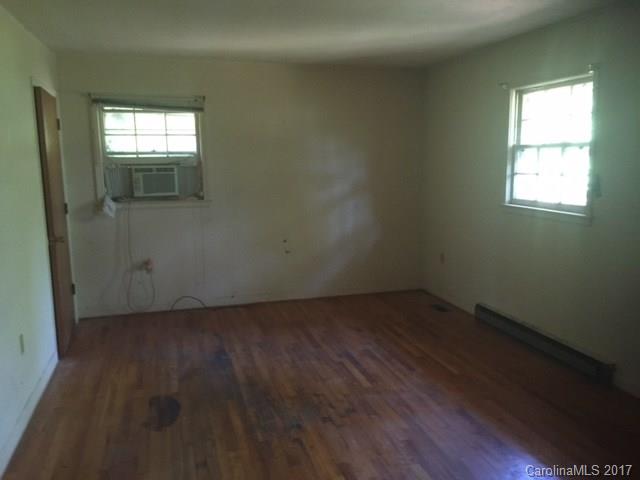 696 Barry Oak Road Cleveland, NC 27013 - Photo 9 of 20
